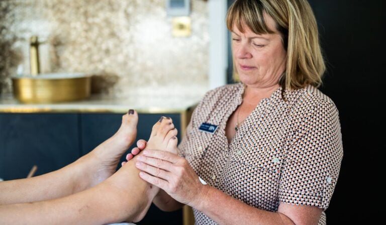 Reflexology Treatments Leicester 768x448